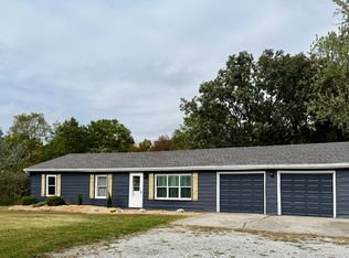 9651 E Lake San Lynn Rd, Centralia, MO 65240