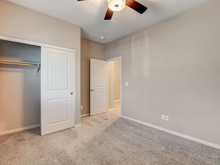 7858 Romulan St — Photo 8