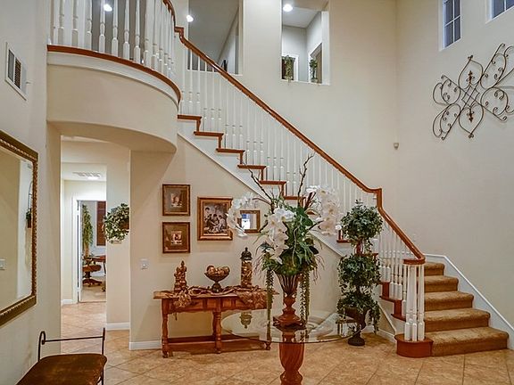 4th image of 26036 Shadow Rock Ln