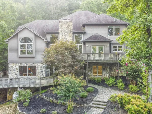 1774 Indian Shadows Dr, Ten Mile, TN 37880