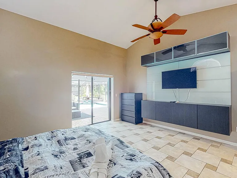 16004 Amberly Dr — Photo 7