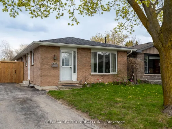 8 Courtice Cres, Collingwood, ON L9Y 4G1