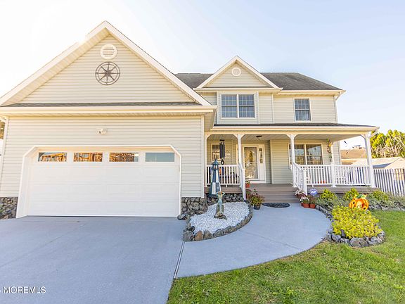 2nd image of 31 Kettle Creek Drive