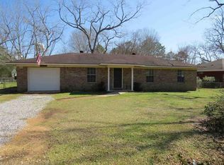 21824 Broad St, Silverhill, AL 36576