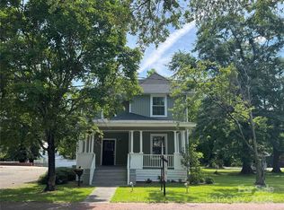 107 Rockingham Rd, Rockingham, NC 28379