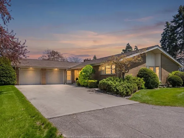20 Branton Dr, Leamington, ON N8H 4A4