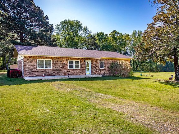2nd image of 448 Candlewood Cir