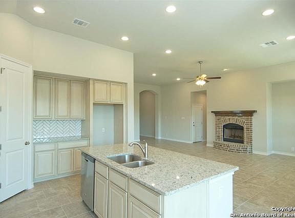 4th image of 12158 White River Dr