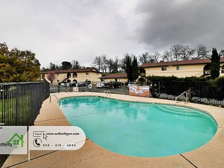 333 Boulder Creek Dr, Redding, CA 96003 — Photo 4