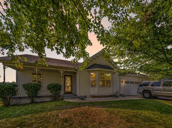 755 Tims View St, Potterville, MI 48876