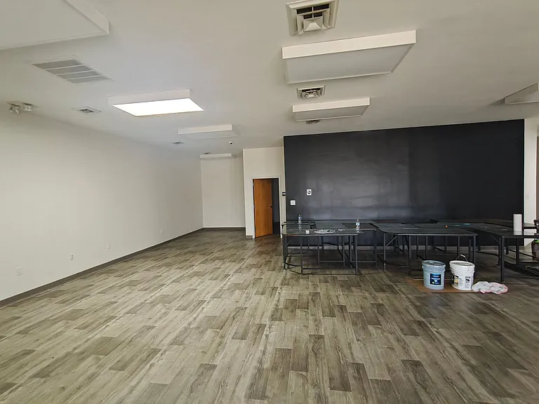 2300 W Main St #B — Photo 8