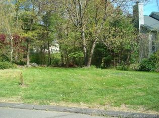 38 Juhasz Rd, Norwalk, CT 06854