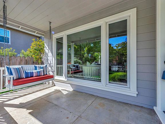 3rd image of 2044 Alameda De Las Pulgas