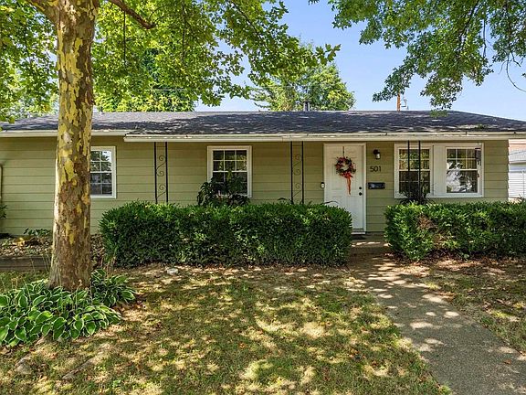 2nd image of 501 Greenleaf Dr