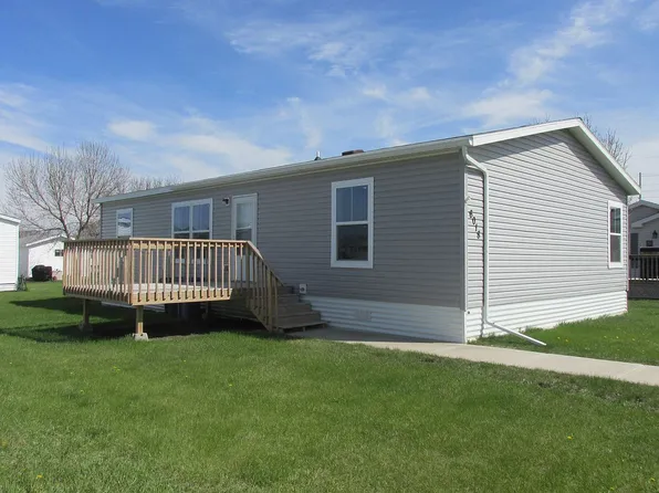 6018 S Bremerton Pl, Sioux Falls, SD 57106