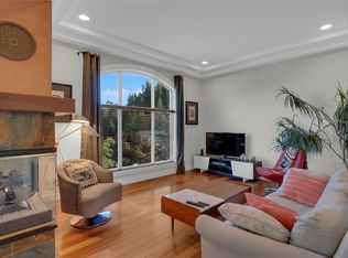 3065 Lakeview Cove Rd, West Kelowna, BC V1Z 3P6