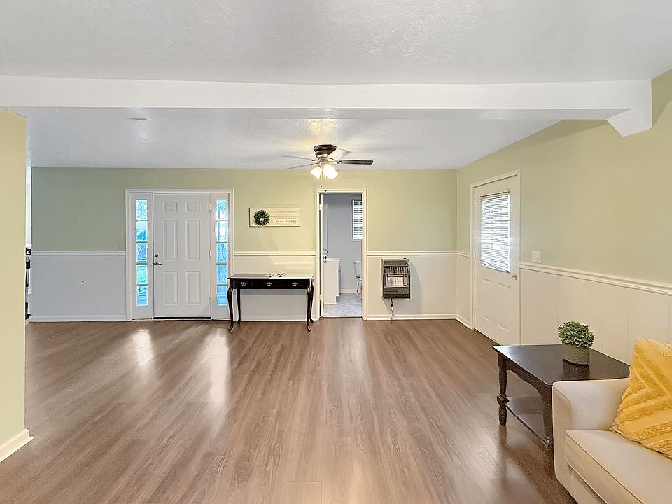1st image of 211 Meridian Dr