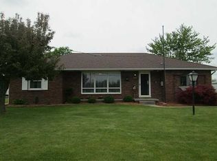 24377 Luckey Rd, Perrysburg, OH 43551