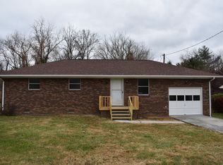 1206 W Chester Ave, Middlesboro, KY 40965