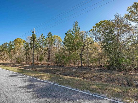 2nd image of 1404 Mount Zion Rd