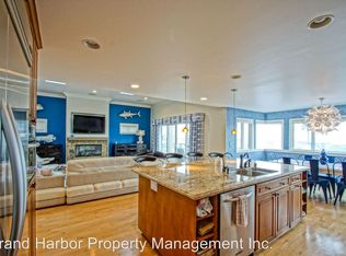 1046 Palm Dr, Hermosa Beach, CA 90254
