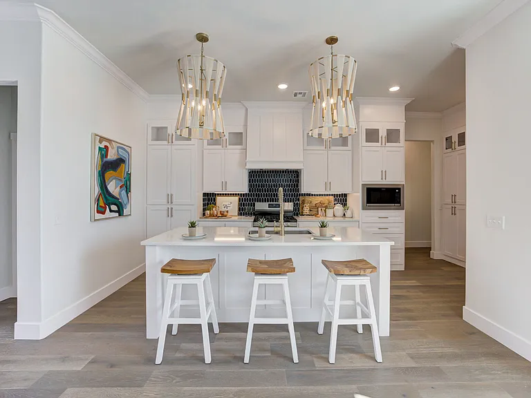 7901 Behr Dr — Photo 18
