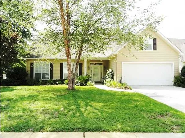 30760 Pine Ct, Spanish Fort, AL 36527