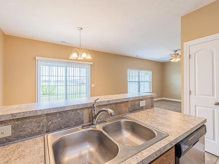 3216 King Ridge Blvd — Photo 7