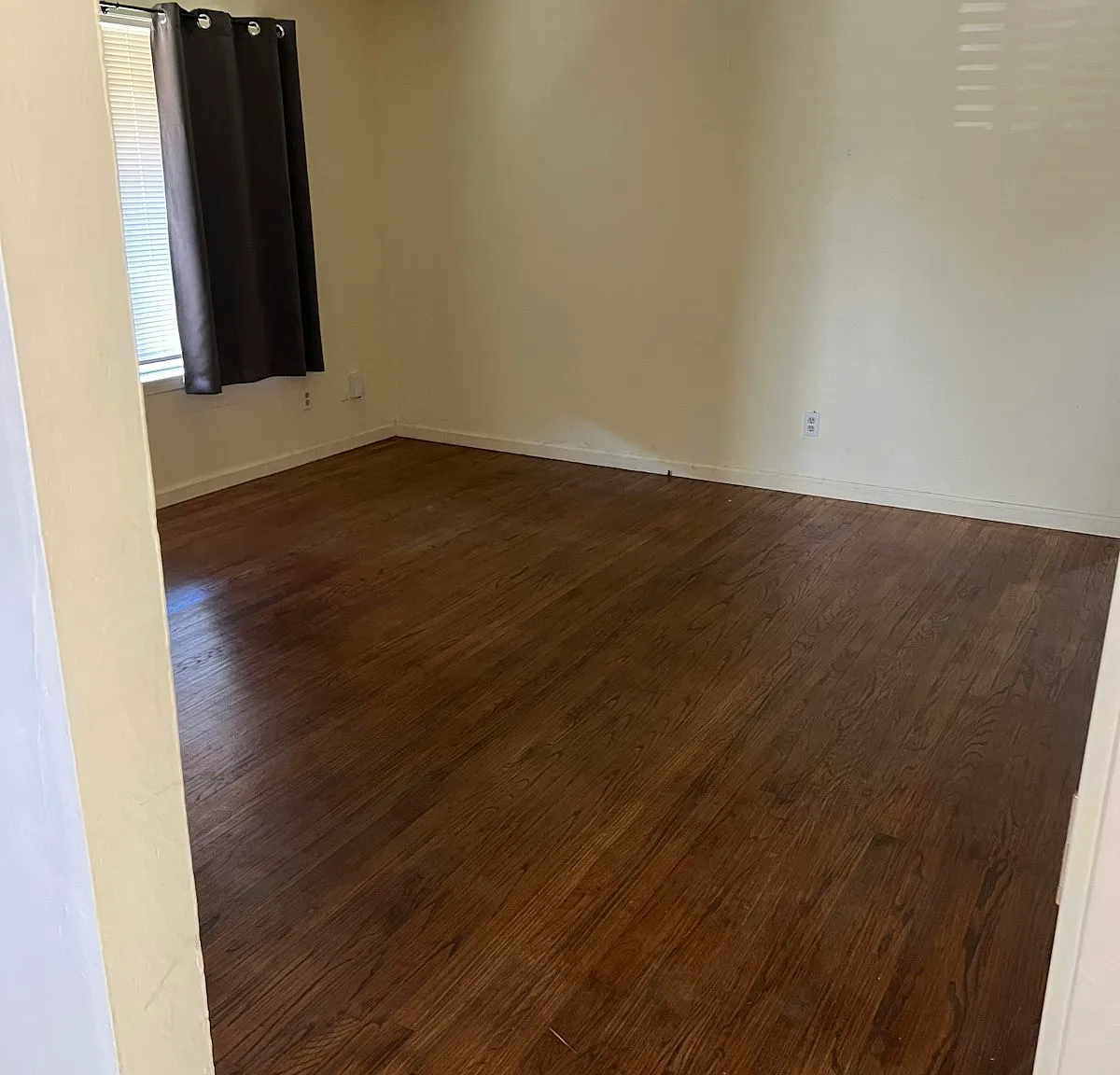 1457 Inge Court — Photo 3