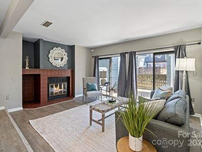 419 W 8th St APT 50, Charlotte, NC, 28202