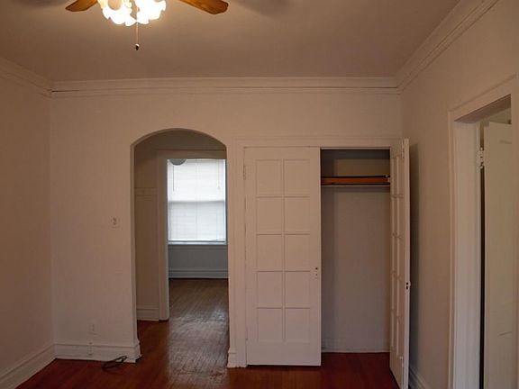 2nd image of 3933 N Janssen Ave #S2a