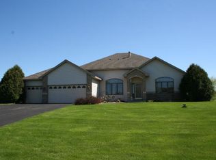 1114 212th Ave NE, East Bethel, MN 55011