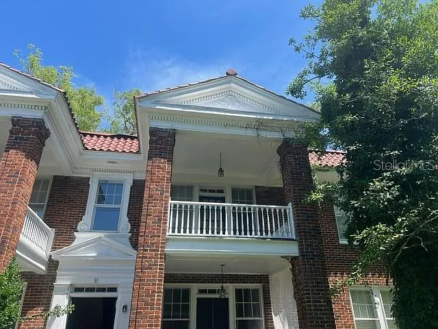 3 bed, 1.0 bath, 1150 sqft, $950 — Photo 2