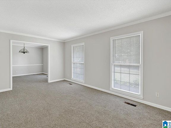 4th image of 1224 Old Oak Cir