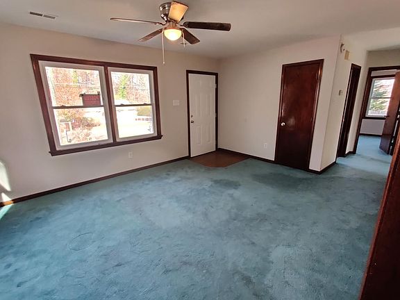 4th image of 1203 New York Ave