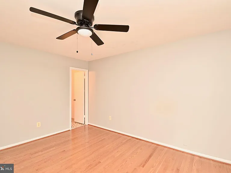 10048 Wood Sorrels Ln — Photo 25