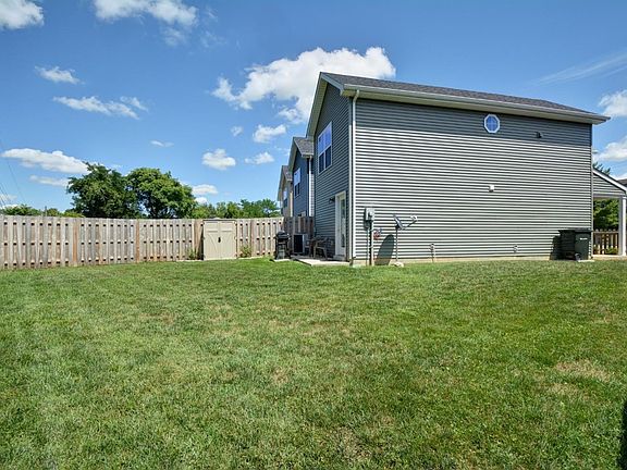 5th image of 3587 Arbor Dr