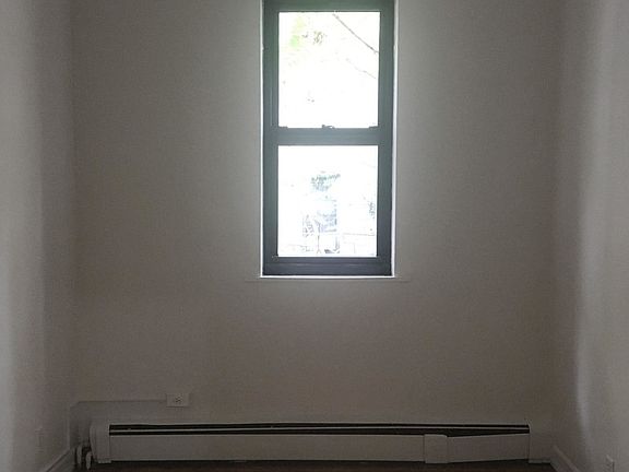 3rd image of 614 W 138th St APT 5