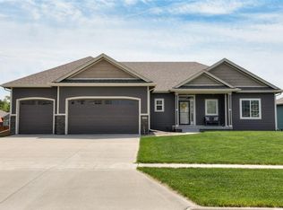 507 SW 40th St, Ankeny, IA 50023