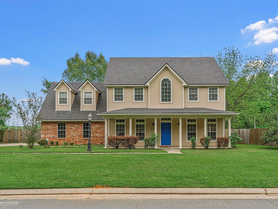 1st image of 102 Dogwood South Ln