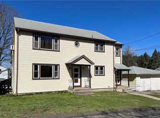 19 Hillside Ave, Ansonia, CT 06401