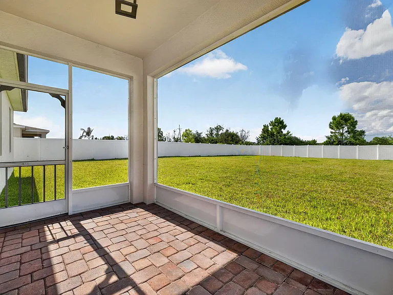 13275 NW Copper Creek Dr — Photo 31