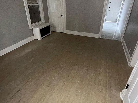 4th image of 25 Rowland St #2L