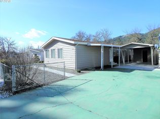 162 Gallahad Loop, Myrtle Creek, OR 97457