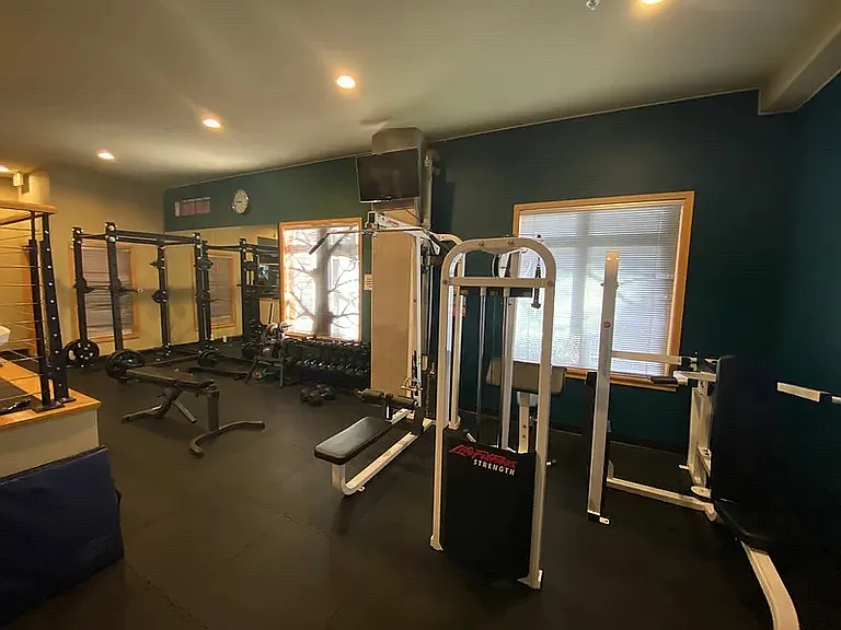 1610 Belmont Ave #210 — Photo 38