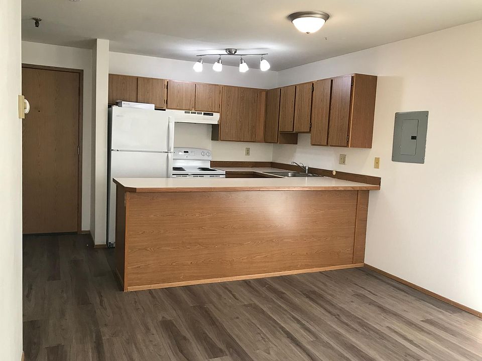 1st image of 4550 7th Ave NE APT 302
