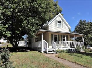 810 Gay St, Weston, MO 64098