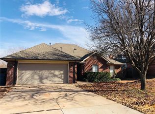 200 S Lexington Way, Edmond, OK 73012