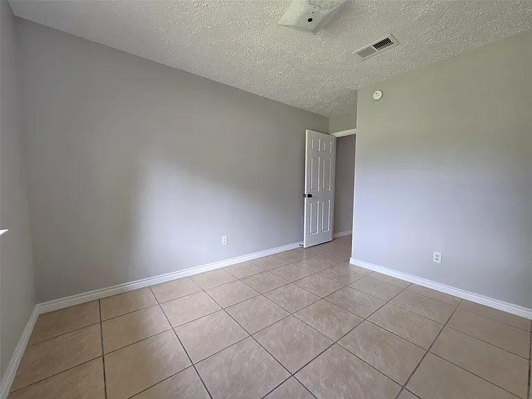 4835 Owens Creek Ln — Photo 12