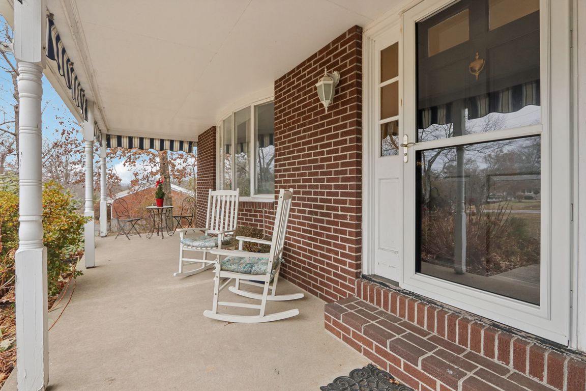 Bear Tavern Rd-S1112-001.jpg